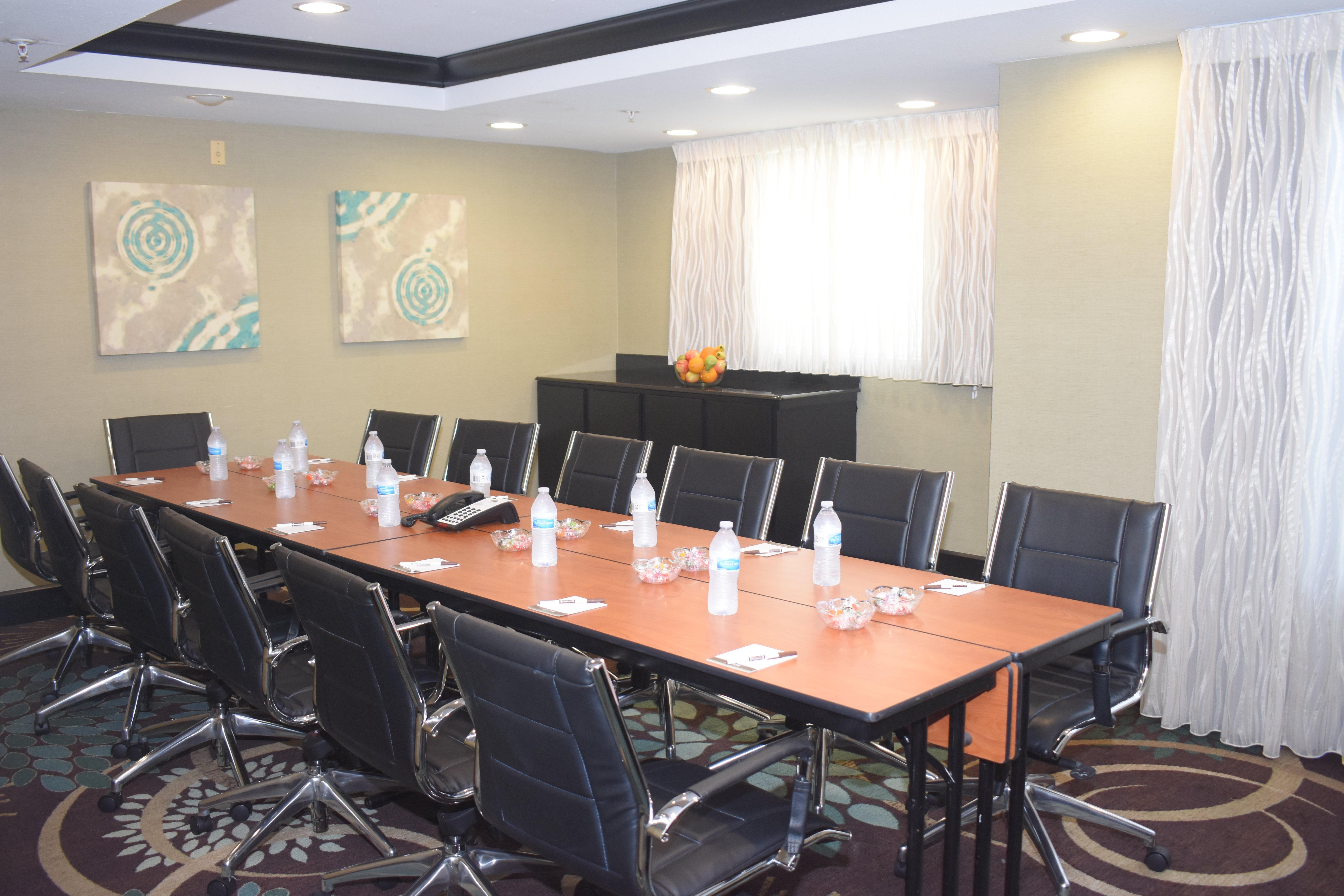 Staybridge Suites Dallas/Addison, An Ihg Hotel מראה חיצוני תמונה