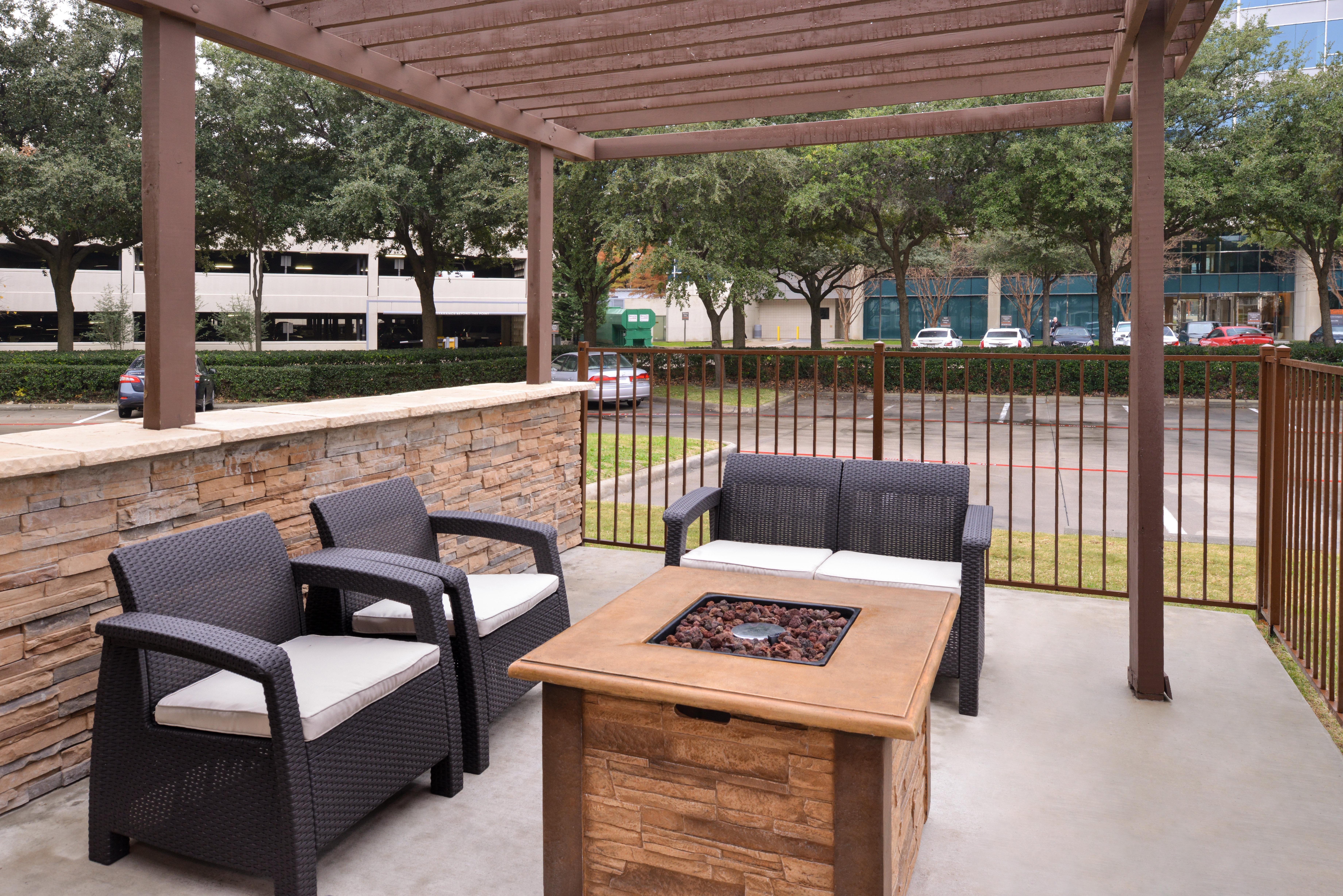 Staybridge Suites Dallas/Addison, An Ihg Hotel מראה חיצוני תמונה