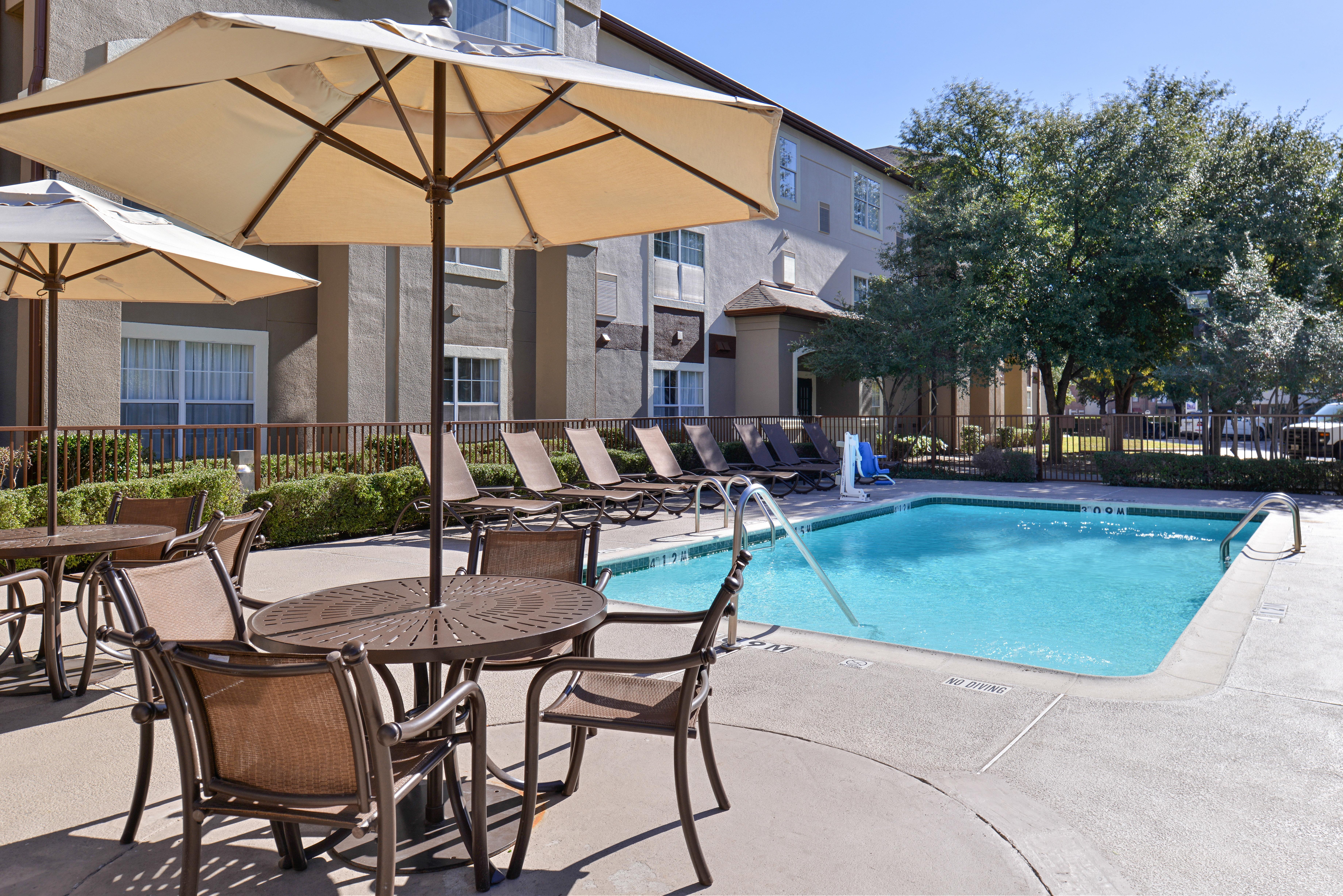 Staybridge Suites Dallas/Addison, An Ihg Hotel מראה חיצוני תמונה