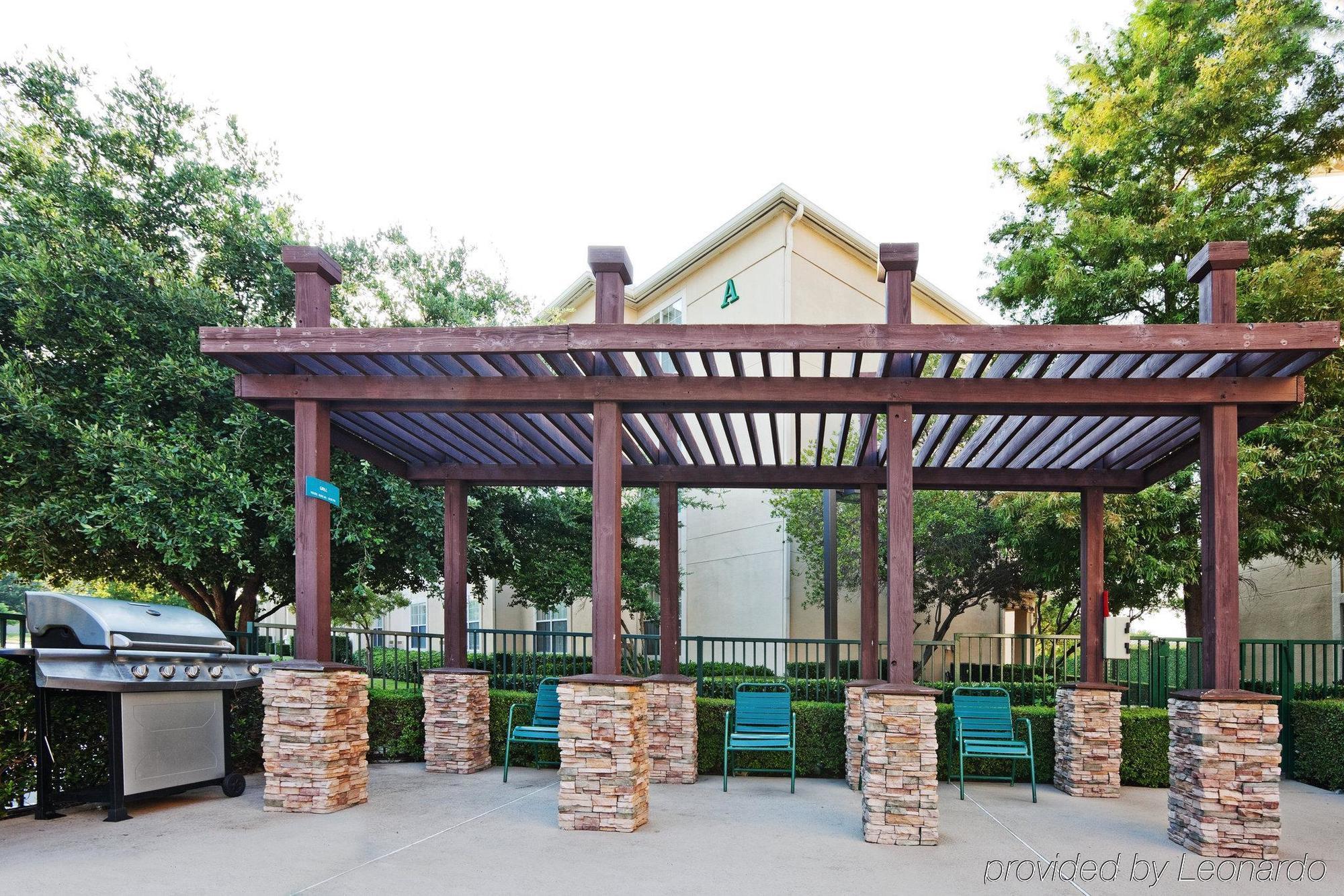 Staybridge Suites Dallas/Addison, An Ihg Hotel מראה חיצוני תמונה