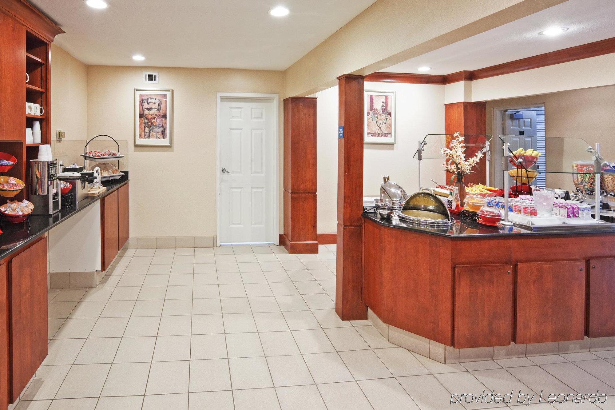 Staybridge Suites Dallas/Addison, An Ihg Hotel מראה חיצוני תמונה