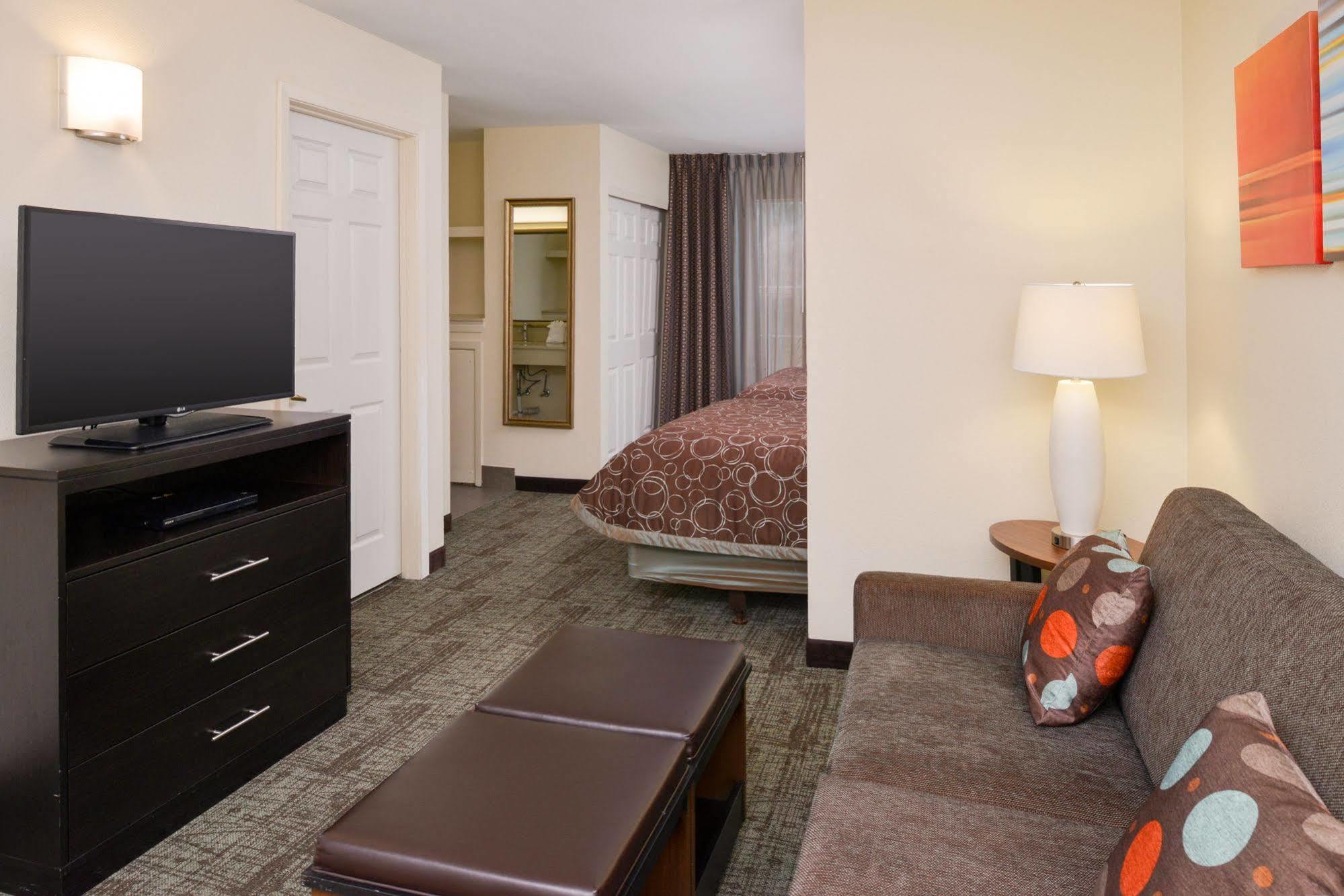 Staybridge Suites Dallas/Addison, An Ihg Hotel מראה חיצוני תמונה
