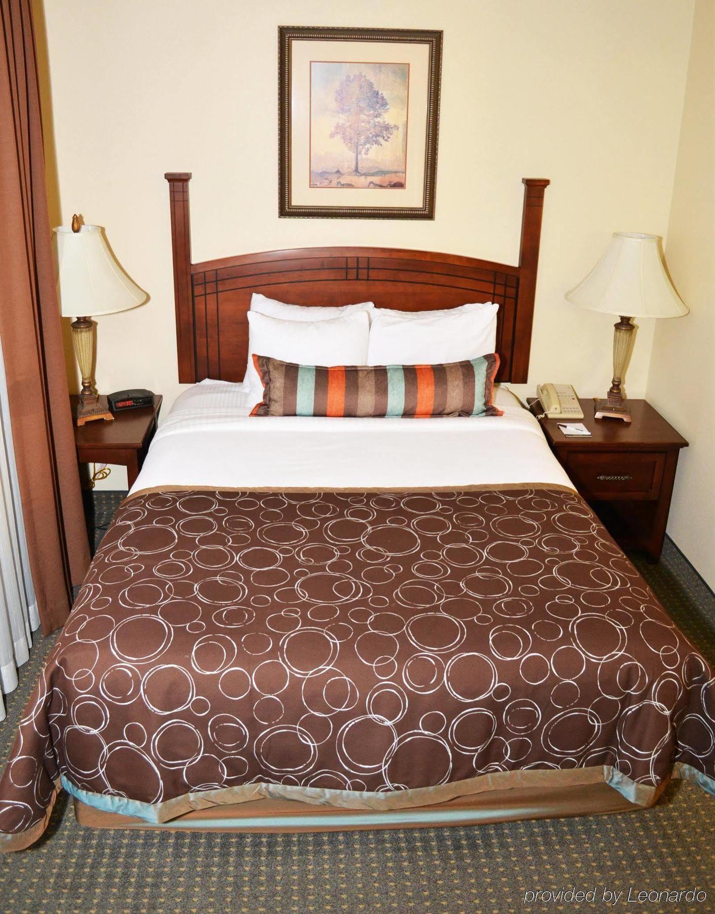 Staybridge Suites Dallas/Addison, An Ihg Hotel מראה חיצוני תמונה